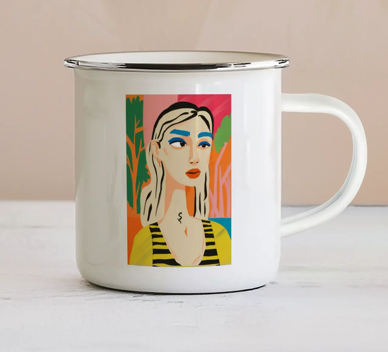 Ritratto estivo sanguigno tazza in smalto da Veil Maya