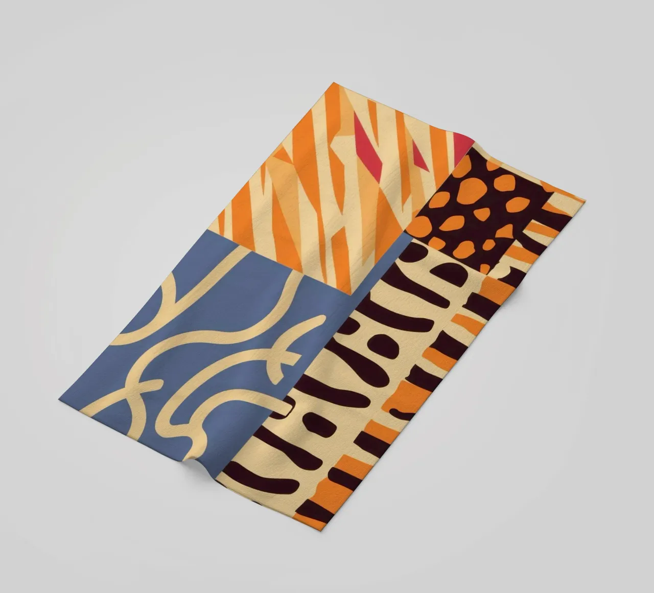 Gestructureerd patchwork harmonie strandhanddoek van Veil Maya