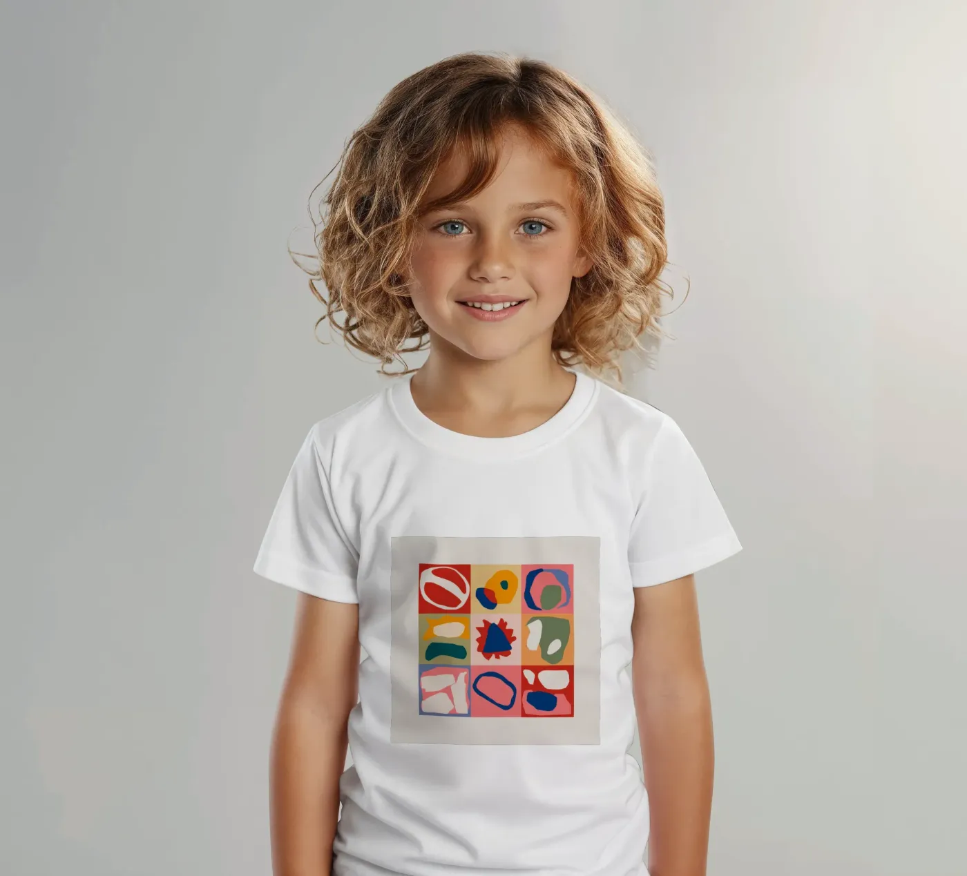 Verspielte Form Patchwork Kinder T-Shirt von Prism Ritual