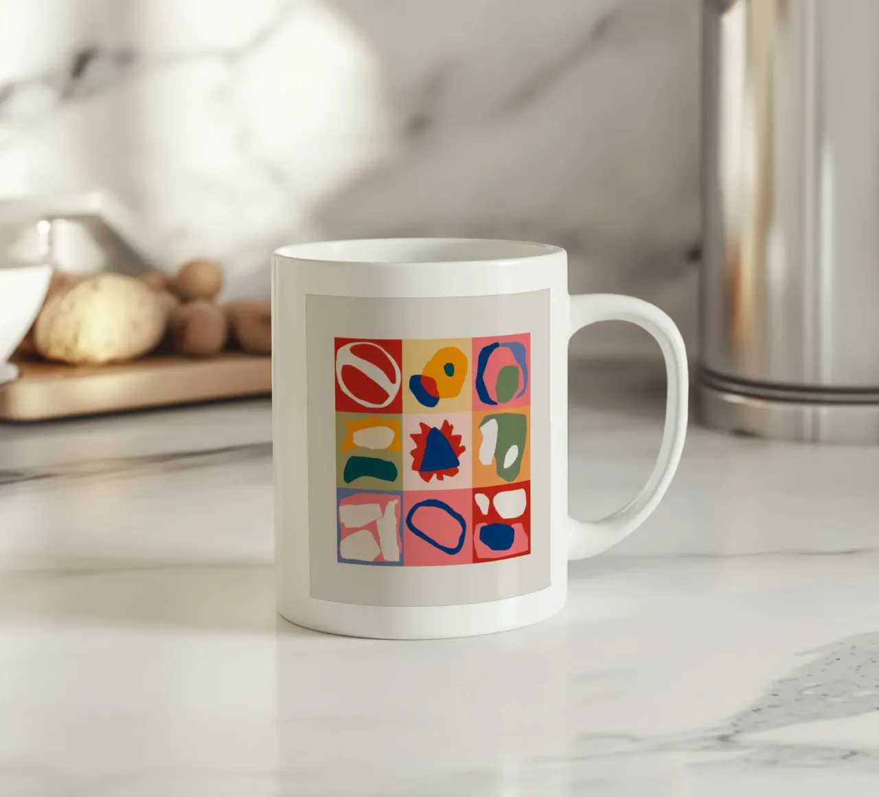 Patchwork di forme giocose tazza in ceramica da Prism Ritual