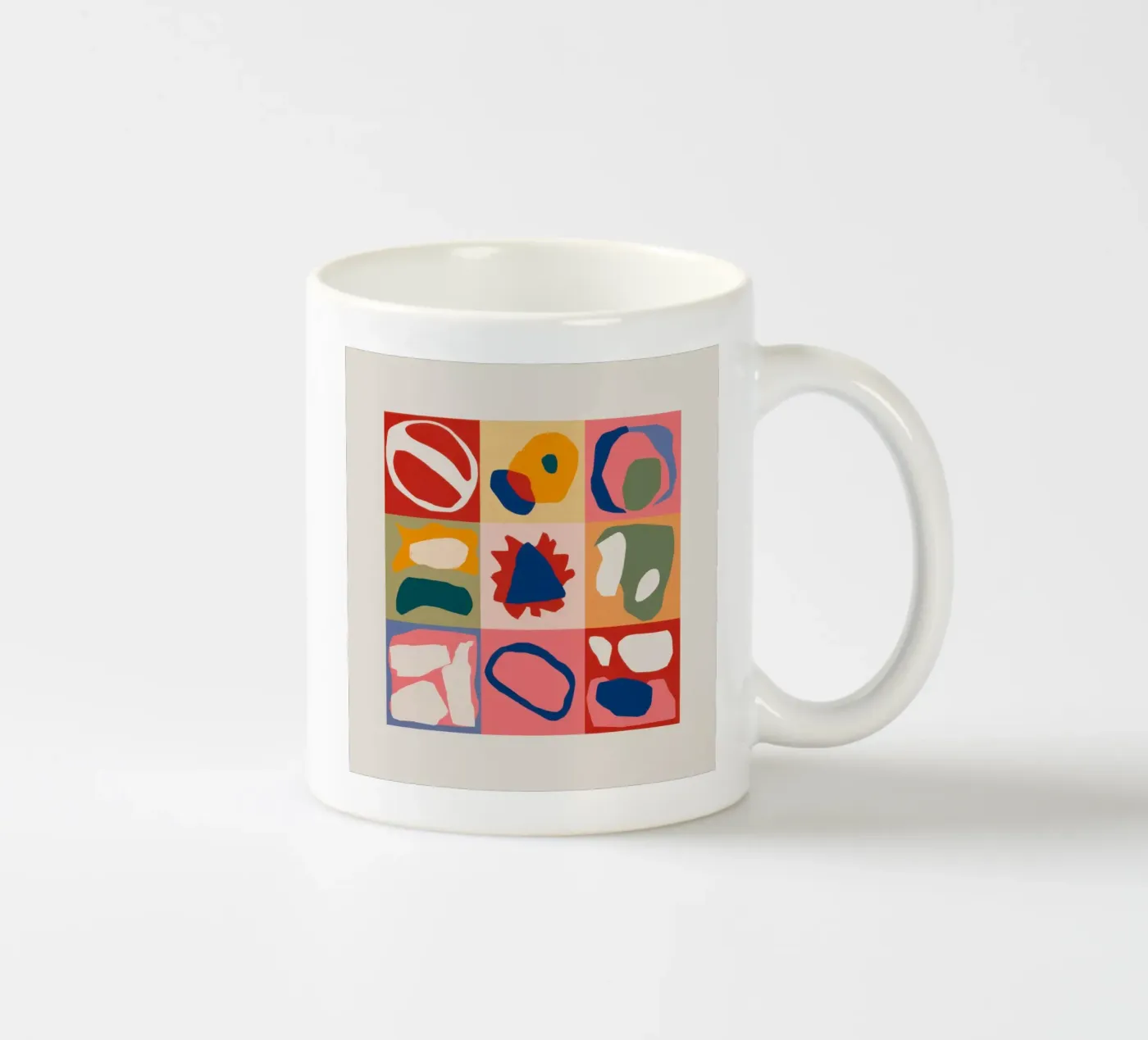 Speelse vormen patchwork keramische mok van Prism Ritual