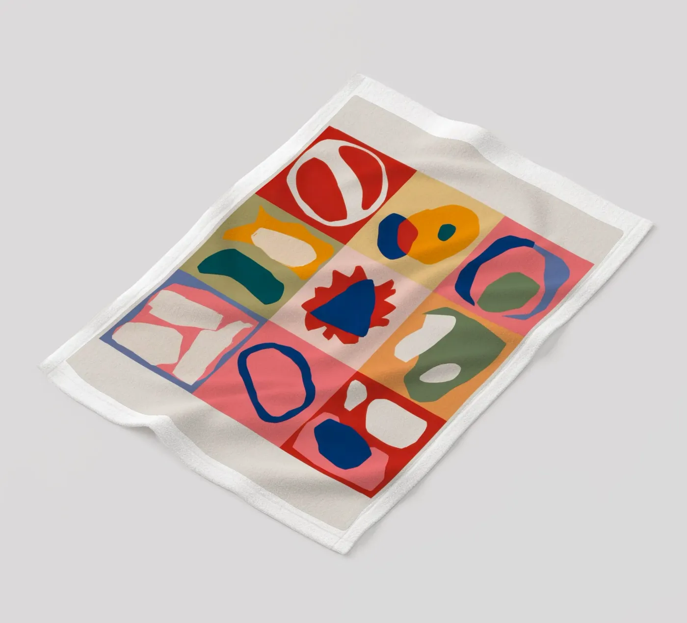 Verspielte Form Patchwork Fleecedecke von Prism Ritual