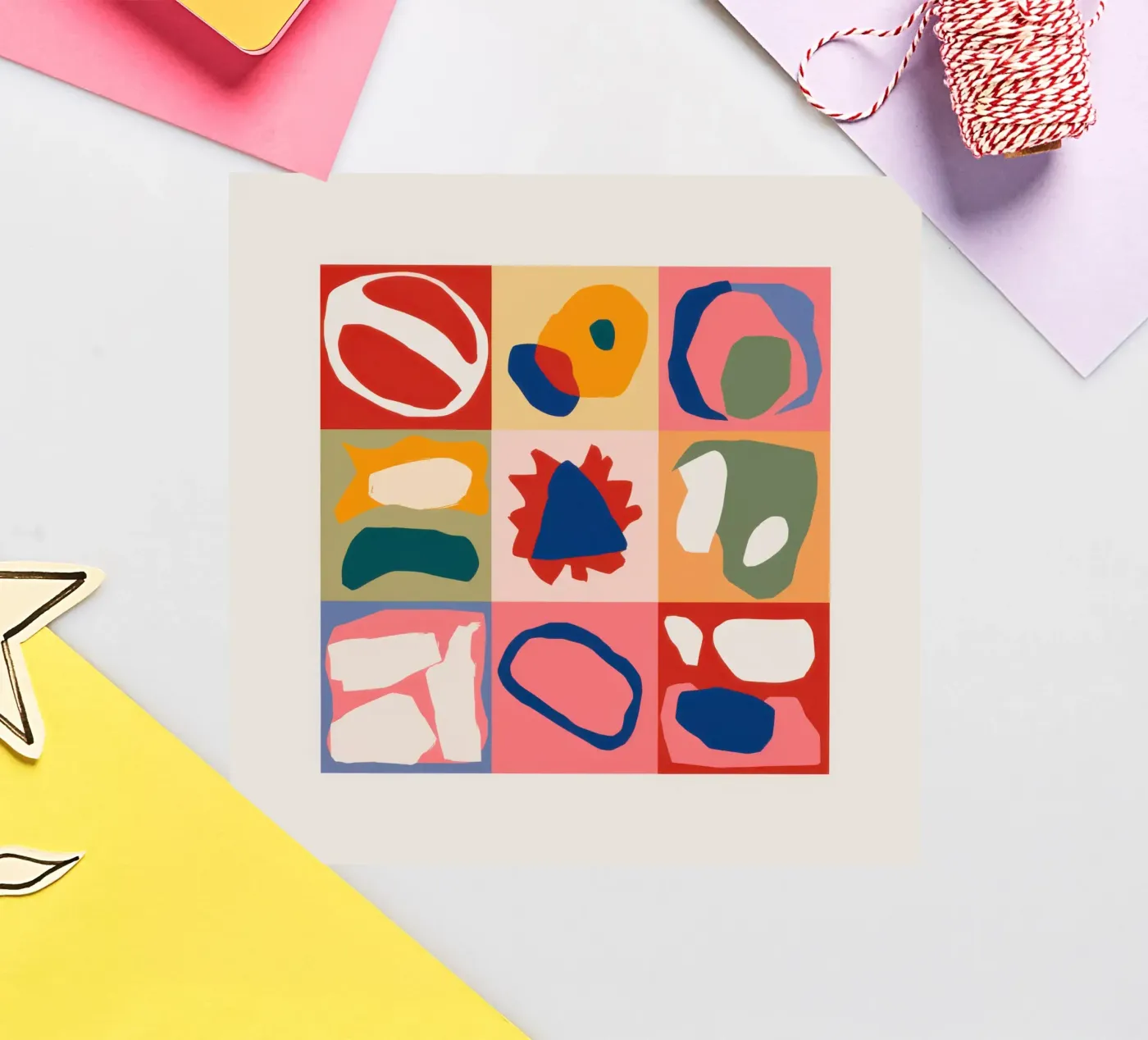 Patchwork de formes ludiques autocollant de Prism Ritual