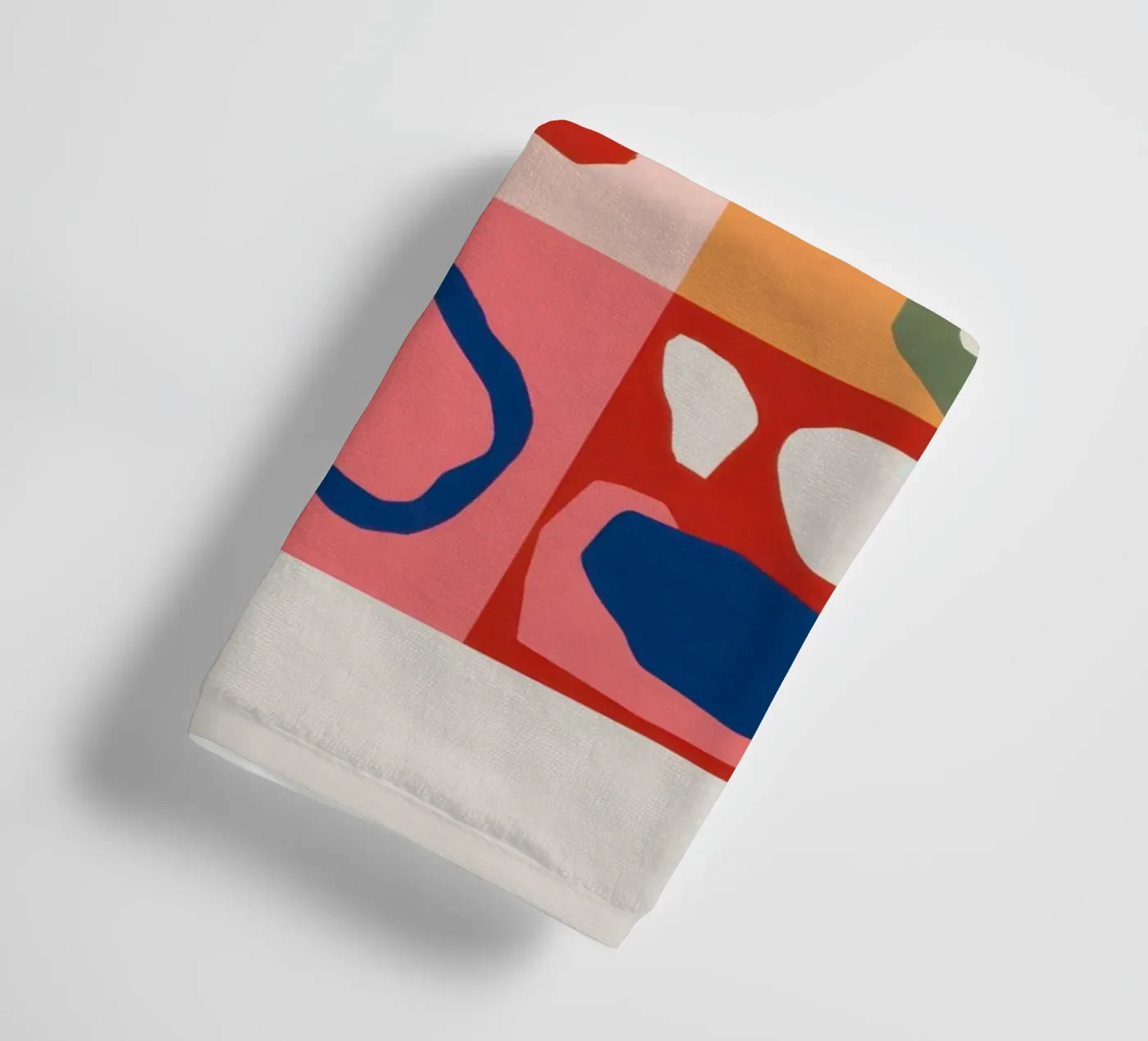 Playful Shape Patchwork Handtuch von Prism Ritual