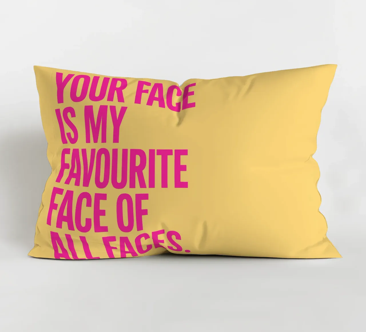 Dritto in faccia cuscino da QuooodZ by MooodzArt