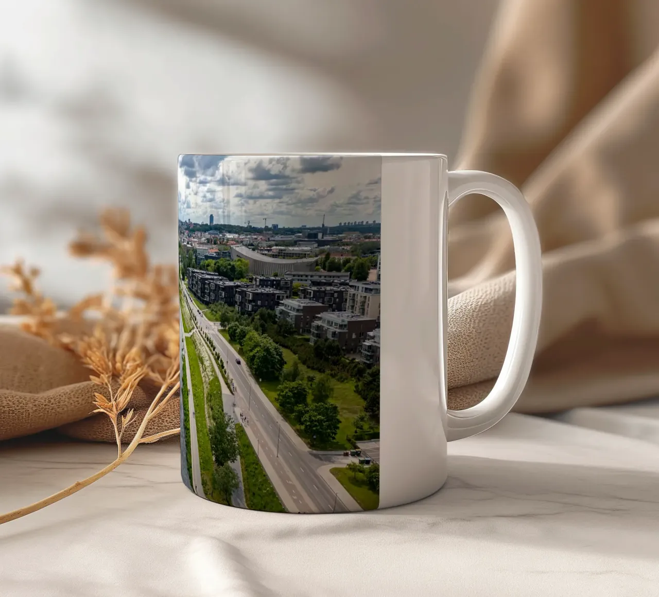 Veduta aerea di Vilnius, Lituania tazza in ceramica da anderm