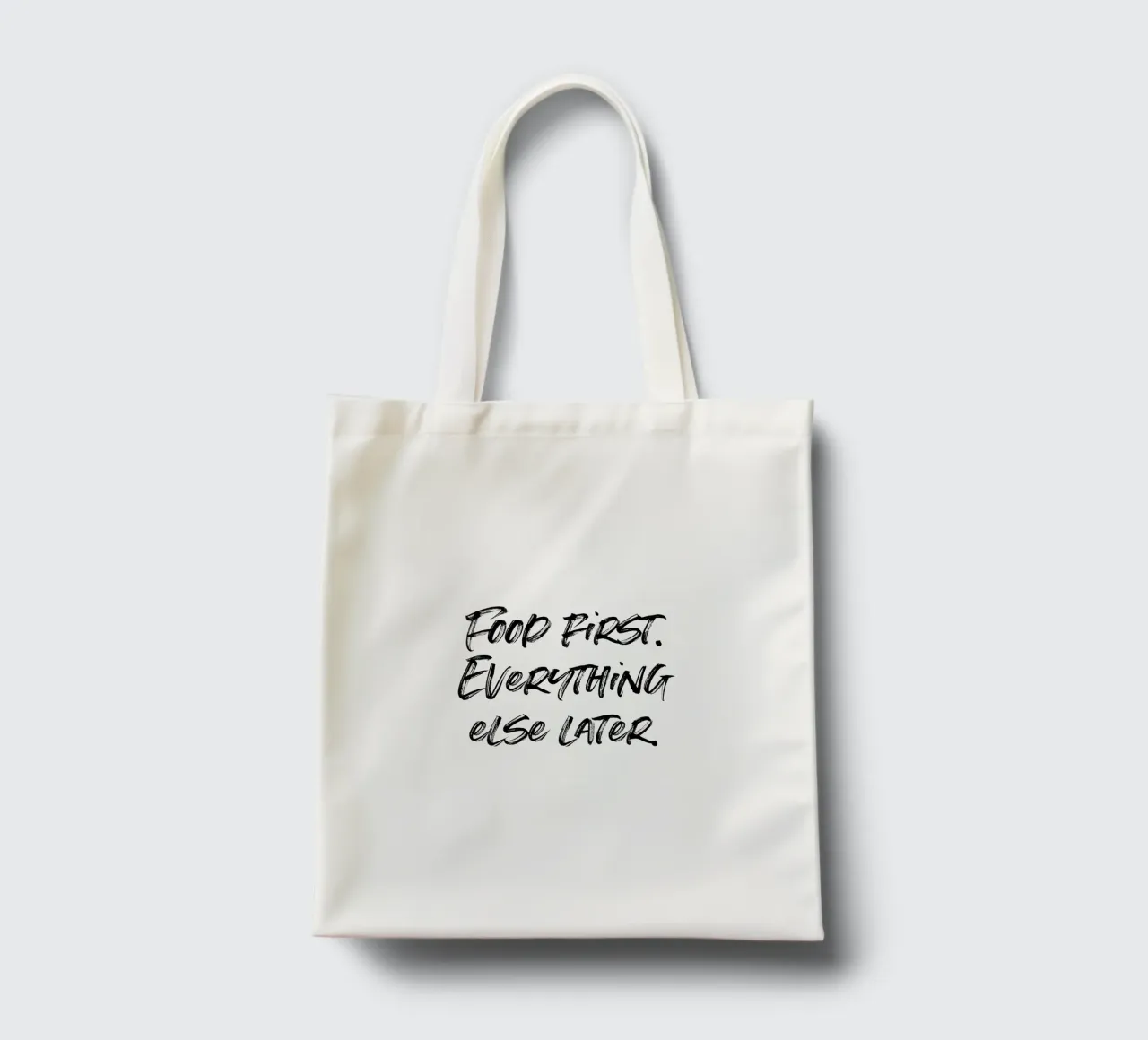 Food first, everthing else later | minimalistic design borsa in juta da just typo