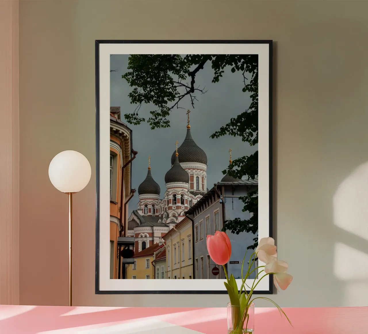 Cattedrale ortodossa Alexander Nevski a Tallin, Estonia poster da anderm