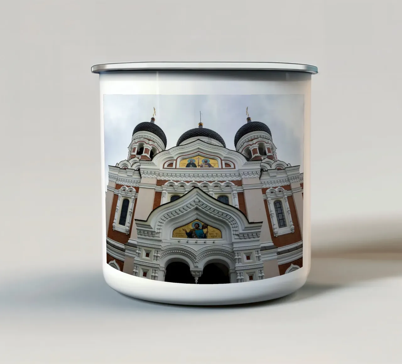 Cattedrale ortodossa Alexander Nevski a Tallin, Estonia tazza in smalto da anderm