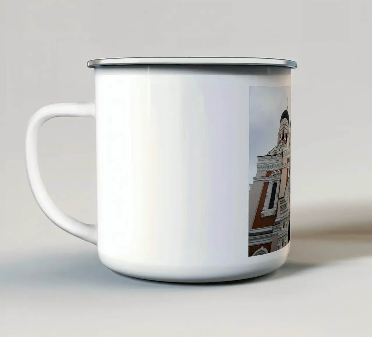 Cattedrale ortodossa Alexander Nevski a Tallin, Estonia tazza in smalto da anderm