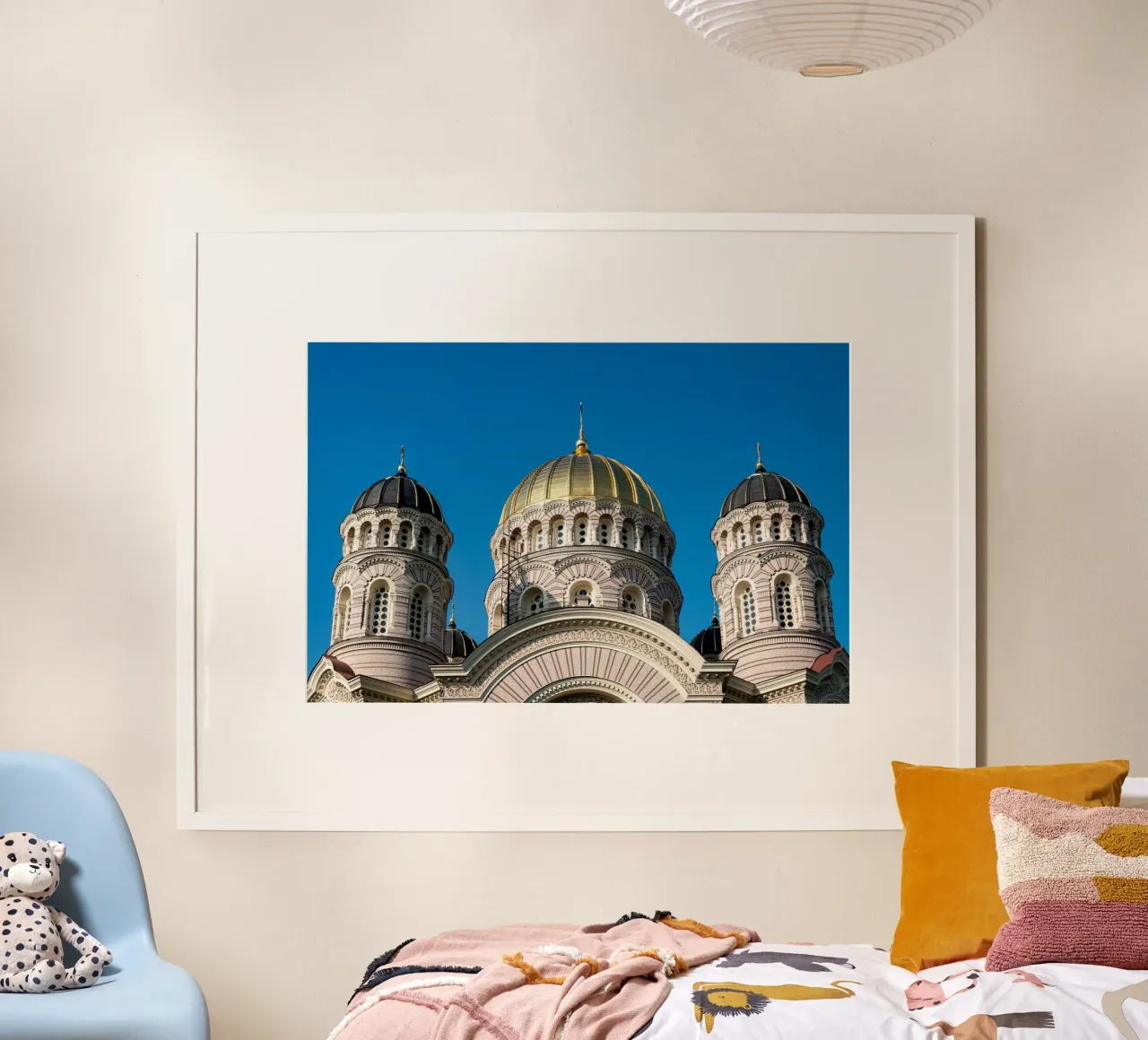 Riga Cattedrale ortodossa della Natività di Cristo poster con telaio in plastica da anderm