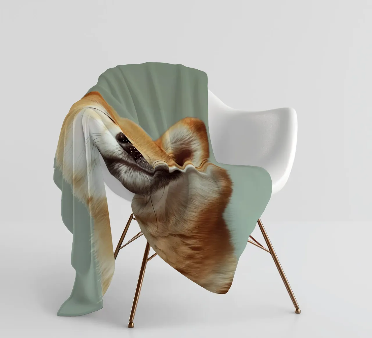 Shiba Inu felice con gli occhi chiusi e il cuore rilassato coperta in pile da DesignDoodle