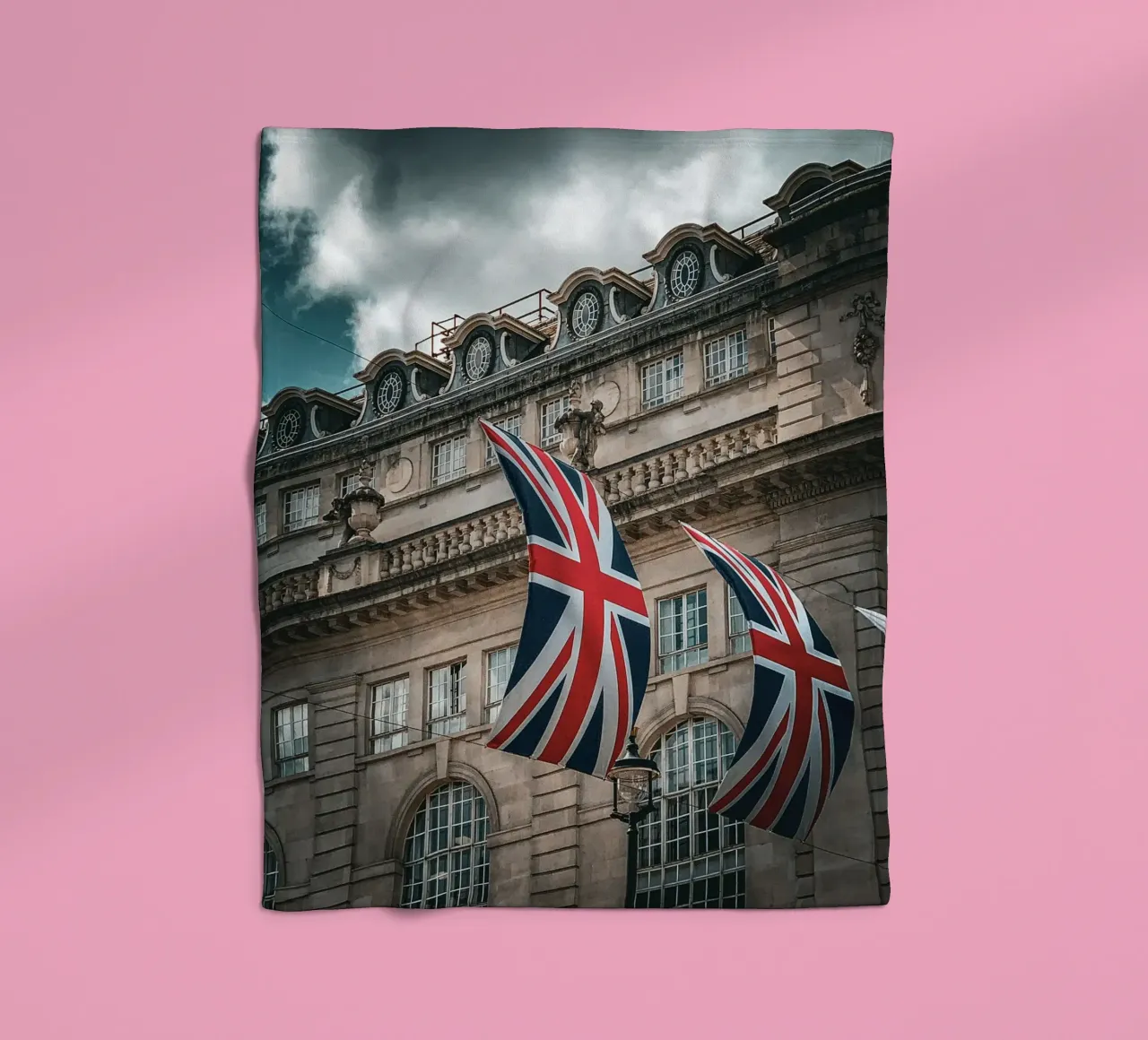 london coperta in pile da Jonas Klein
