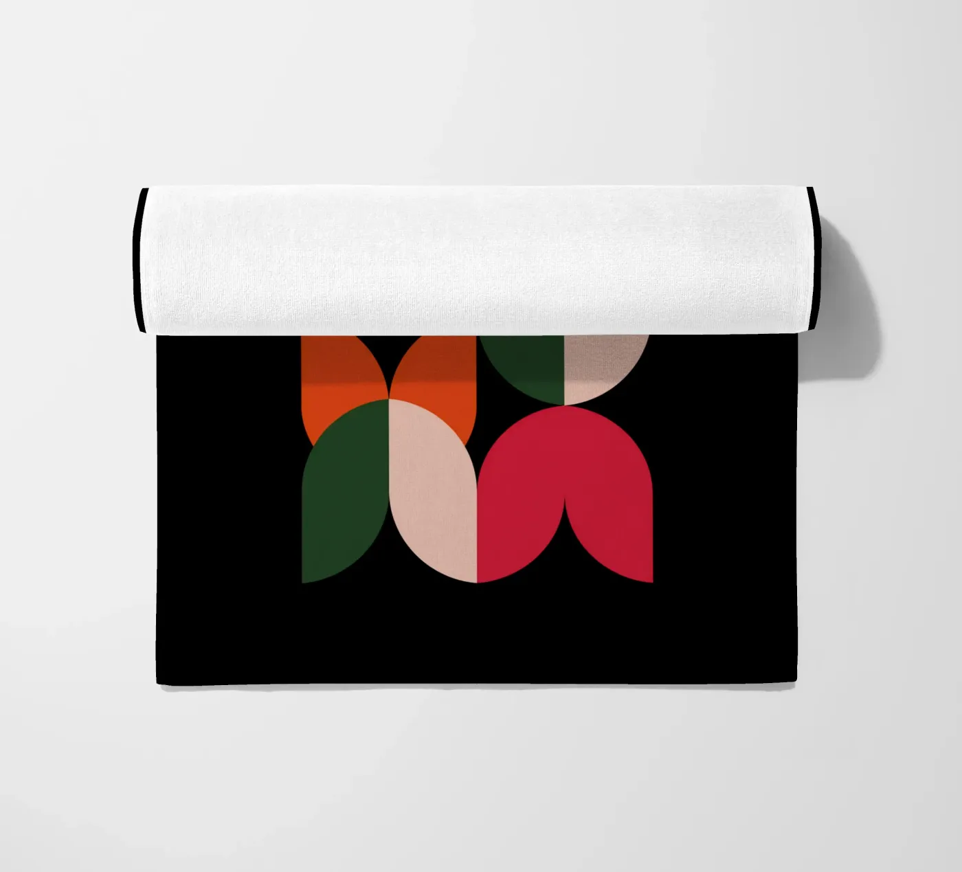 Leaf Cascade Strandtuch von Dream Print Designs