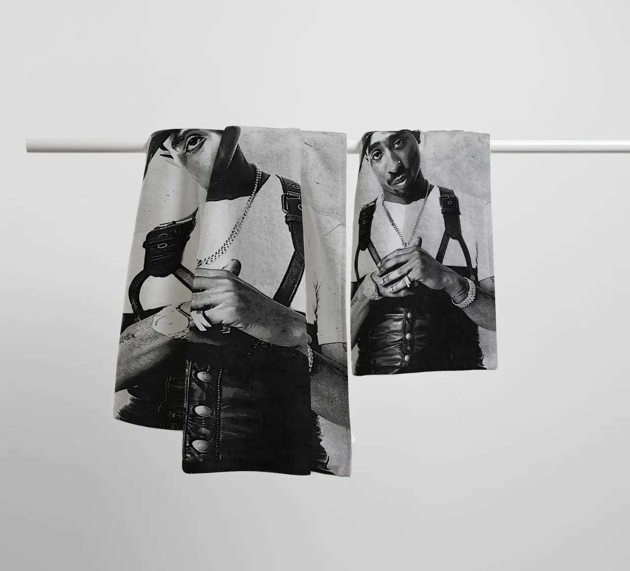 Tupac Shakur towel by vanhesling
