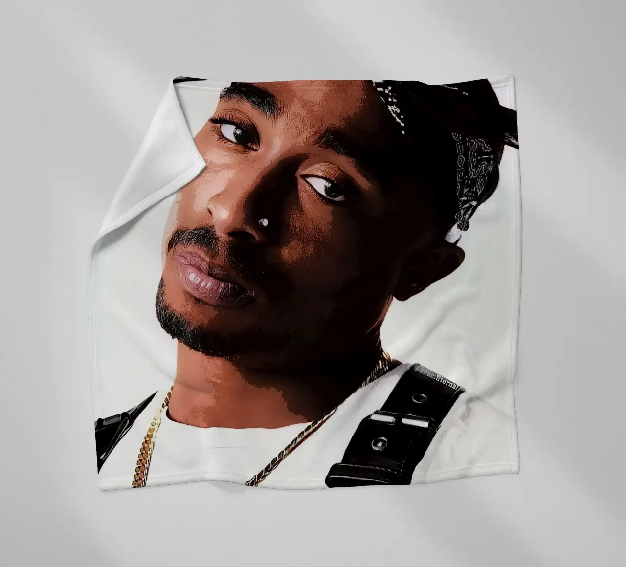 Tupac Shakur coperta in pile da vanhesling