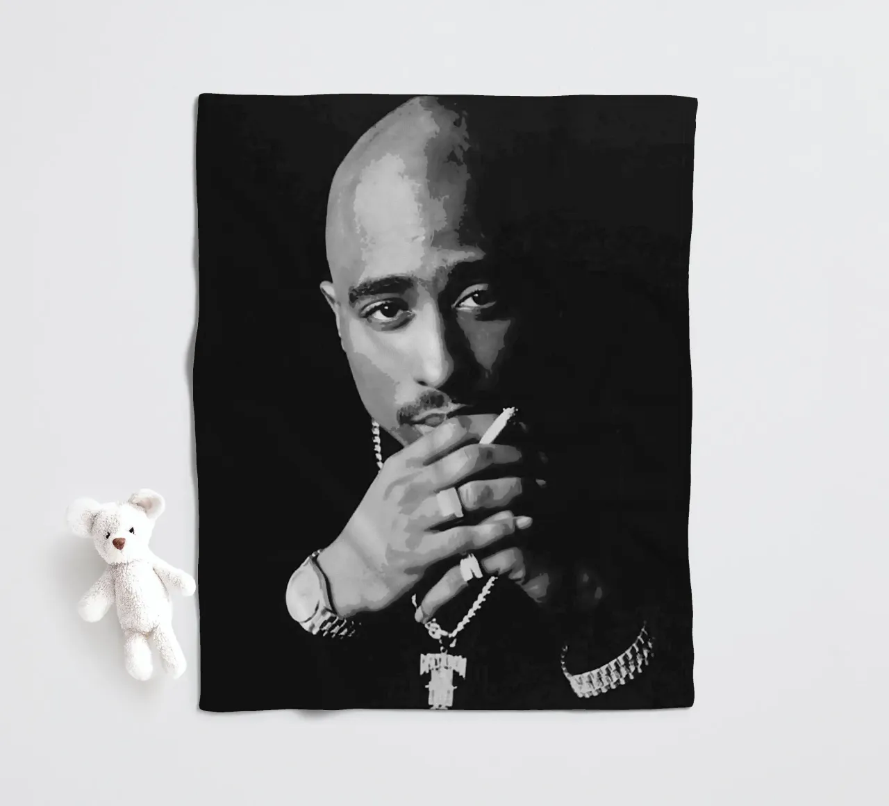Tupac Shakur coperta in pile da vanhesling