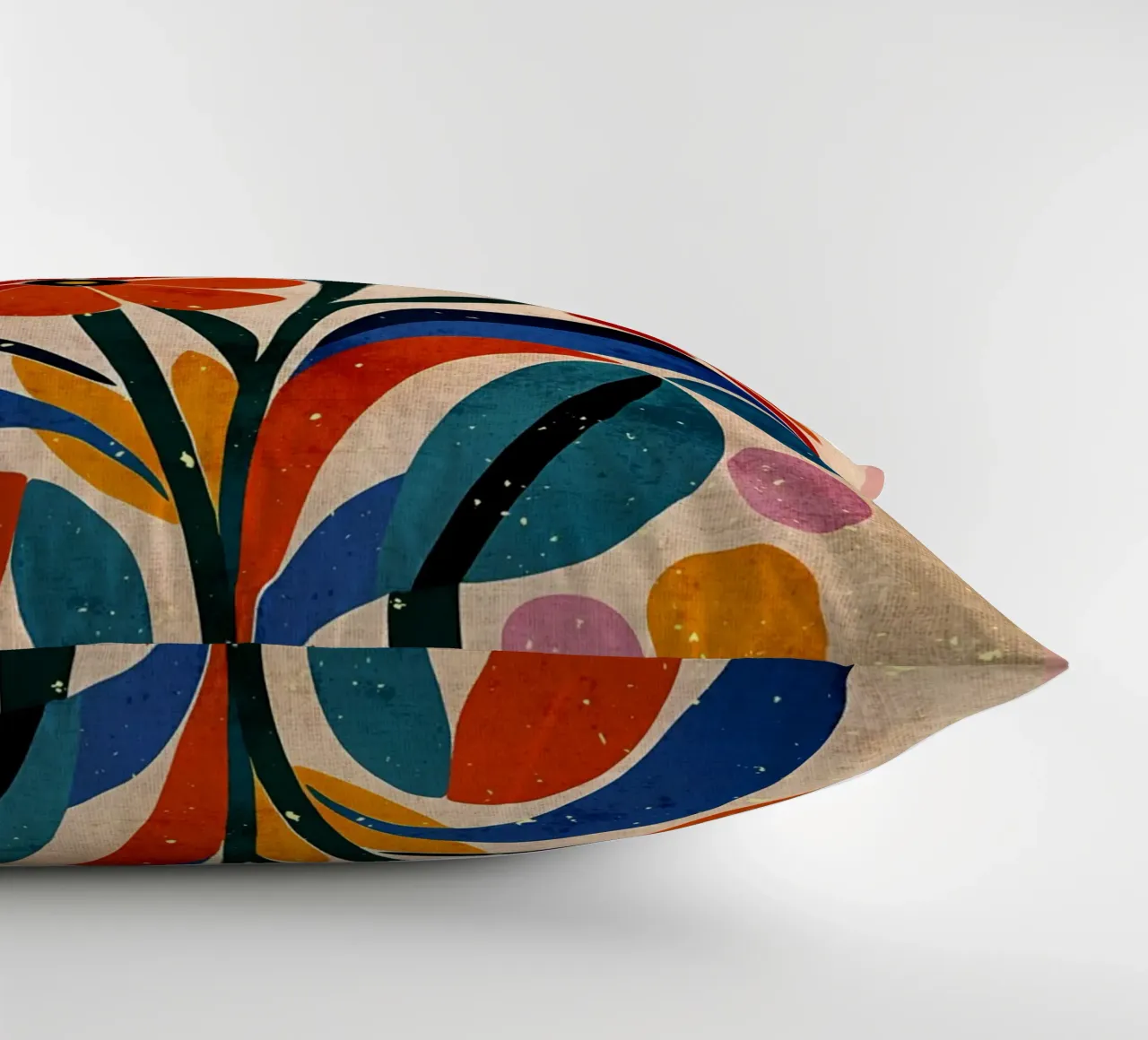 Fiori colorati e retrò cuscino da Modern Geometry