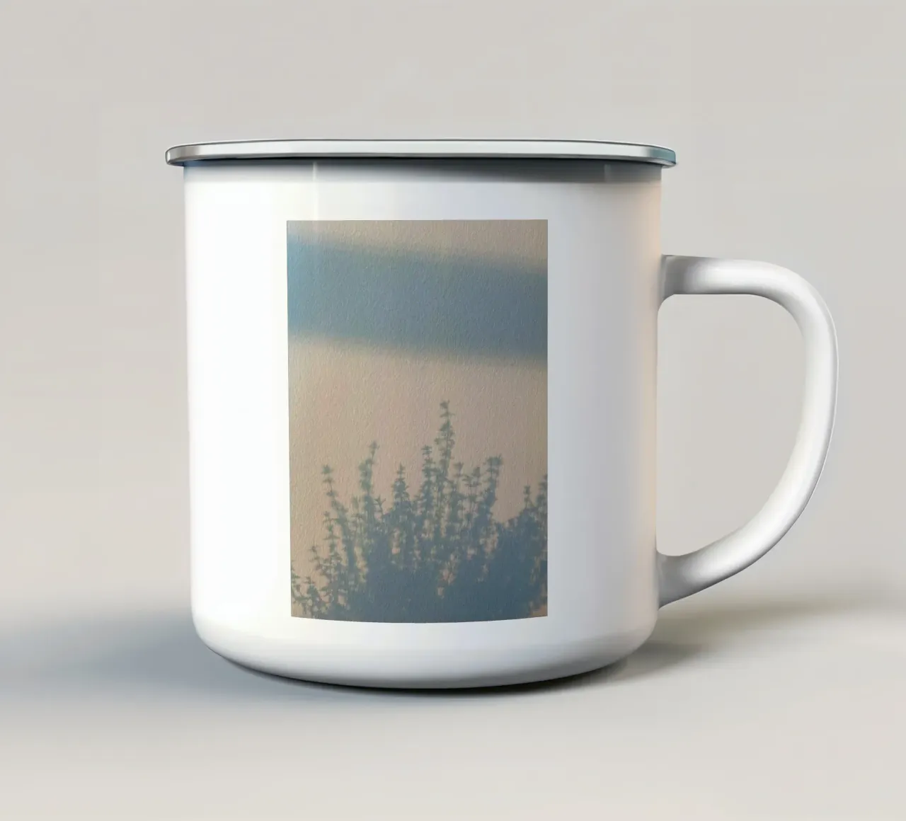 silhouette botanical tazza in smalto da Histrol