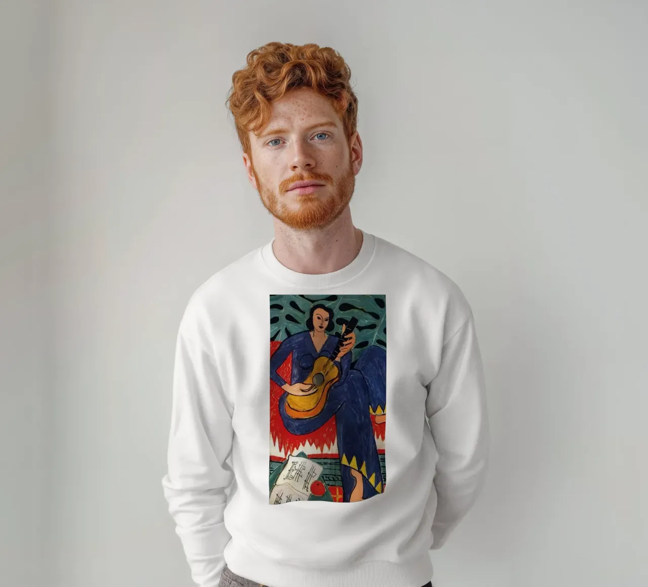 een vrouw die gitaar speelt sweatshirt van sazkia art