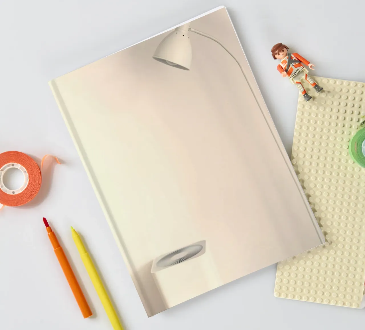 white home appliance notebook by Histrol