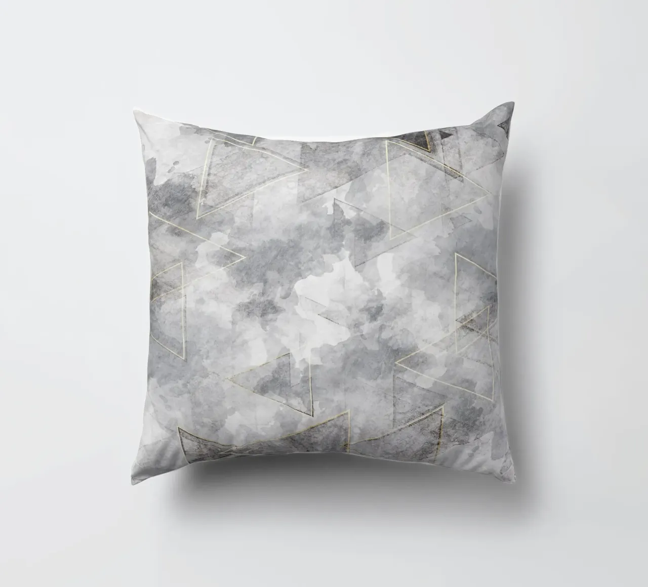 modern abstract art geometric triangles golden cuscino da vintageshop