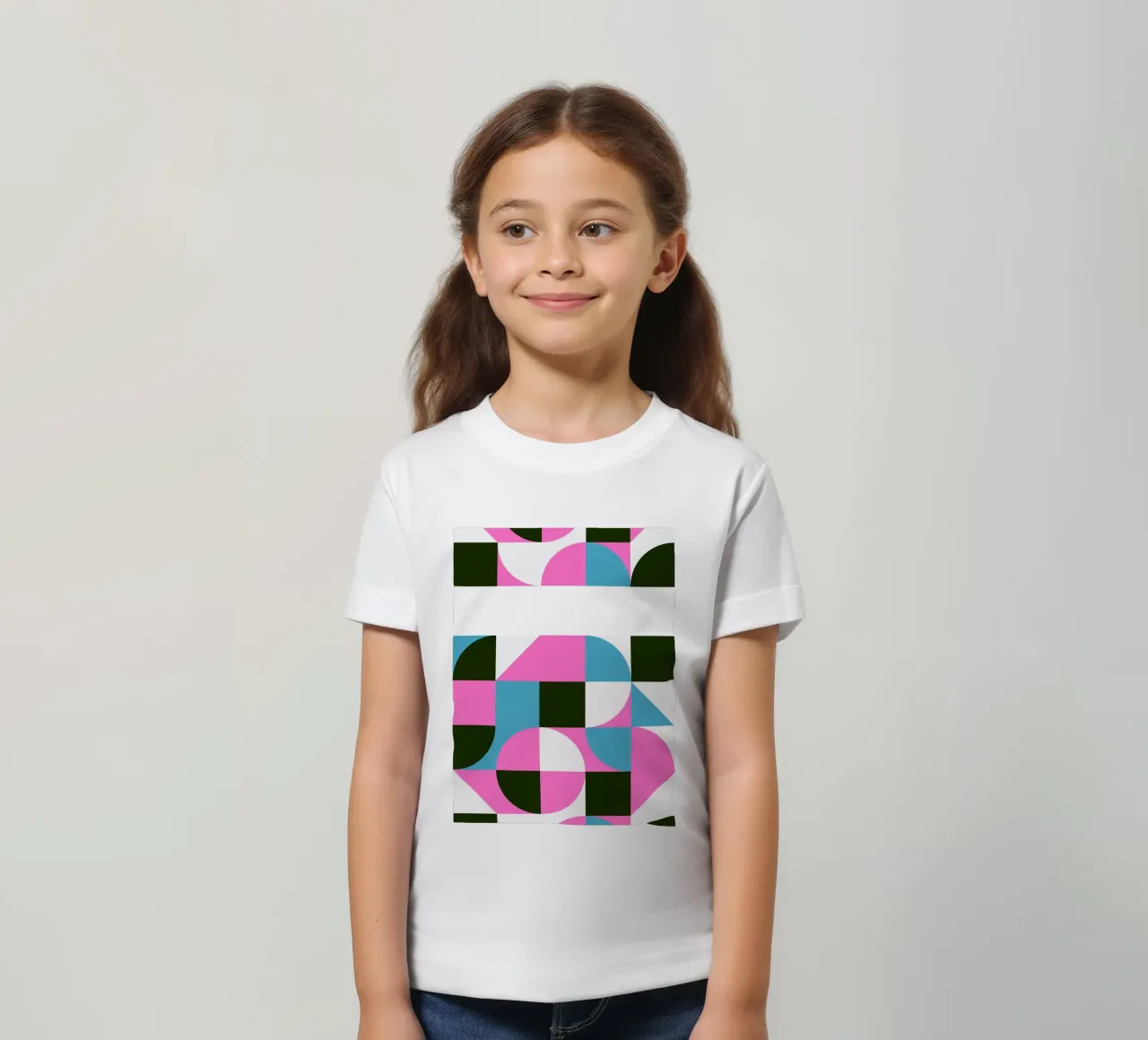 Forme geometriche pop - Arte retrò in rosa e turkis t-shirt bambini da Studio Vibe