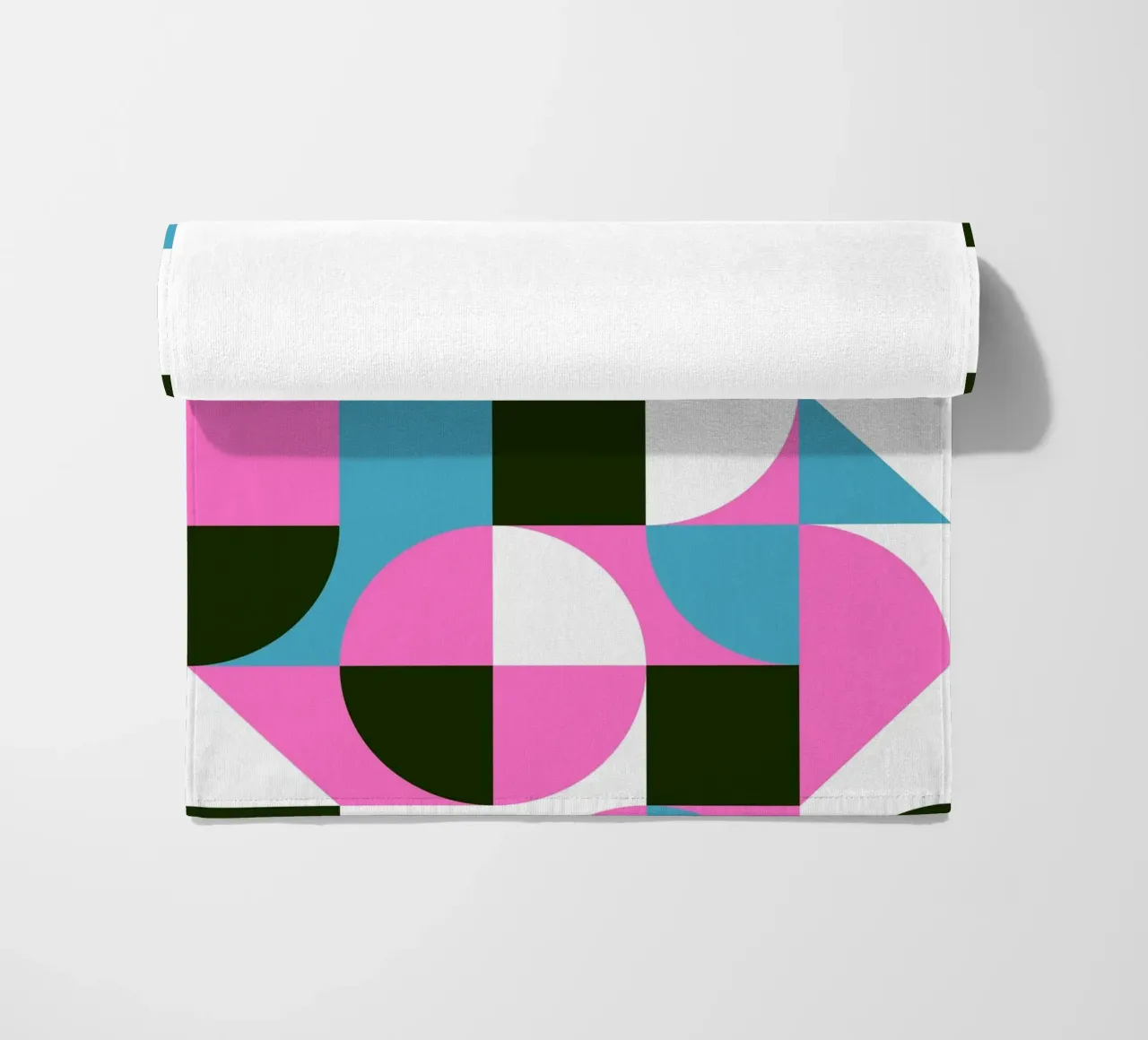Forme geometriche pop - Arte retrò in rosa e turkis telo mare da Studio Vibe