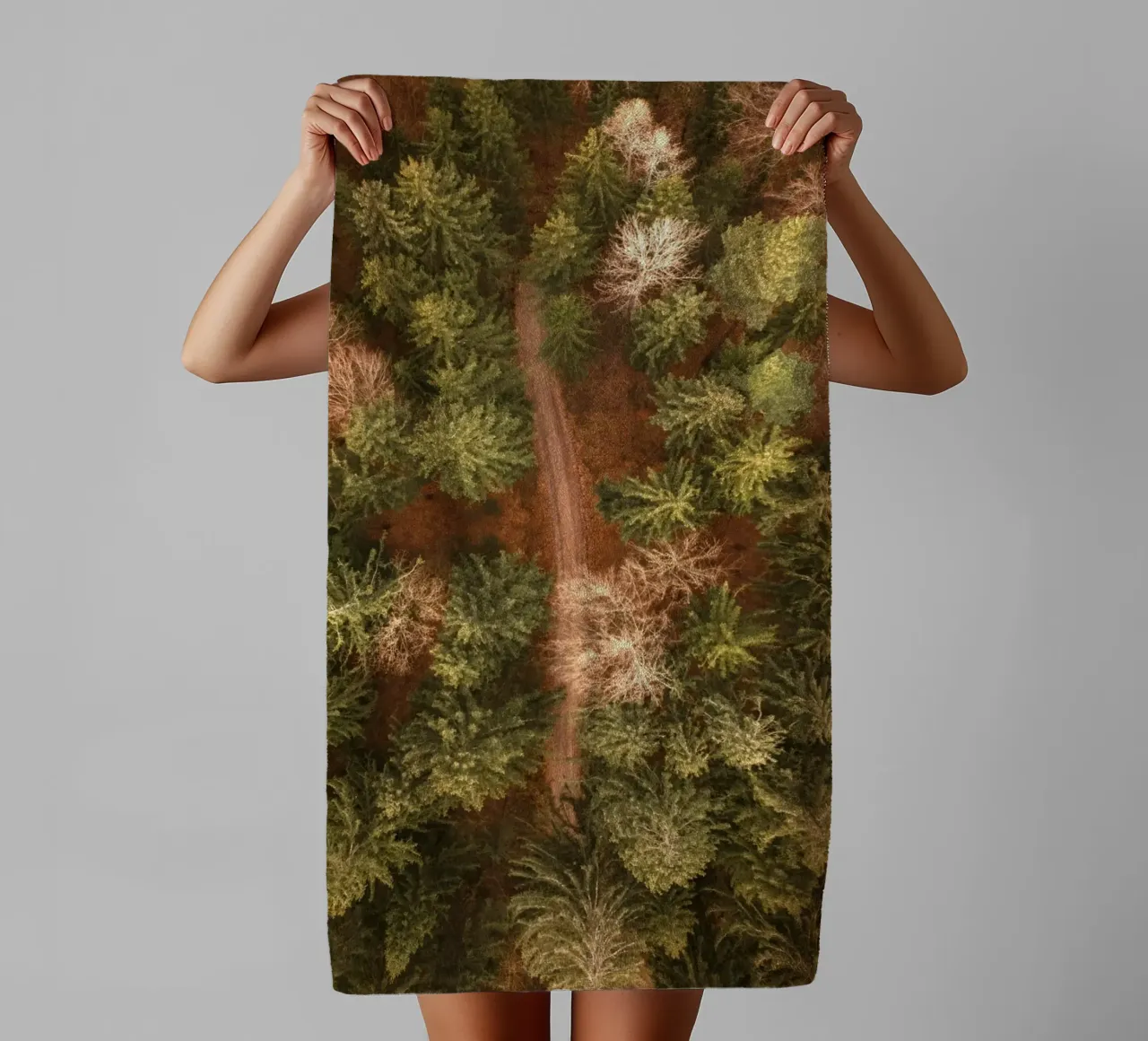 Luftbild Wald Handtuch von Earthly Visions