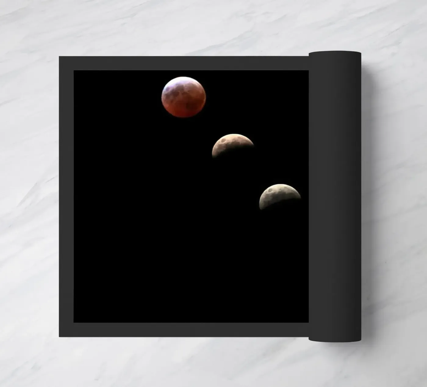 Mond-Mondfinsternis Fußmatte von Earthly Visions