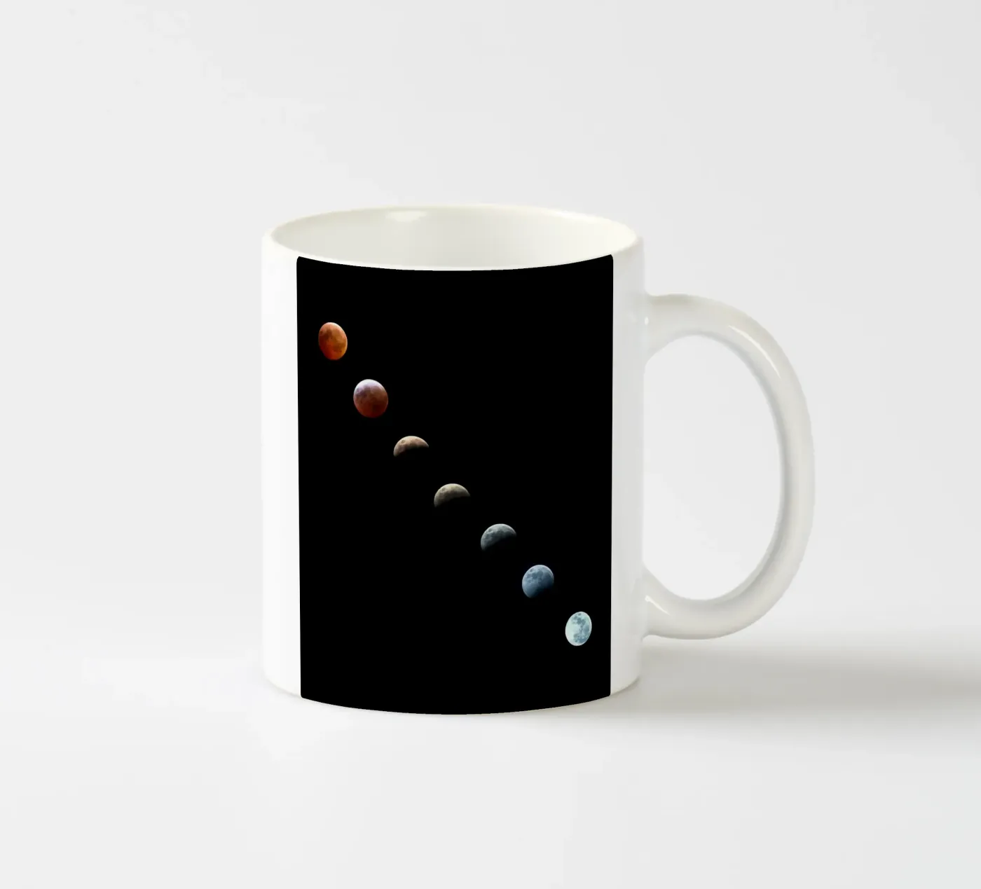 Mond-Mondfinsternis Keramik Tasse von Earthly Visions