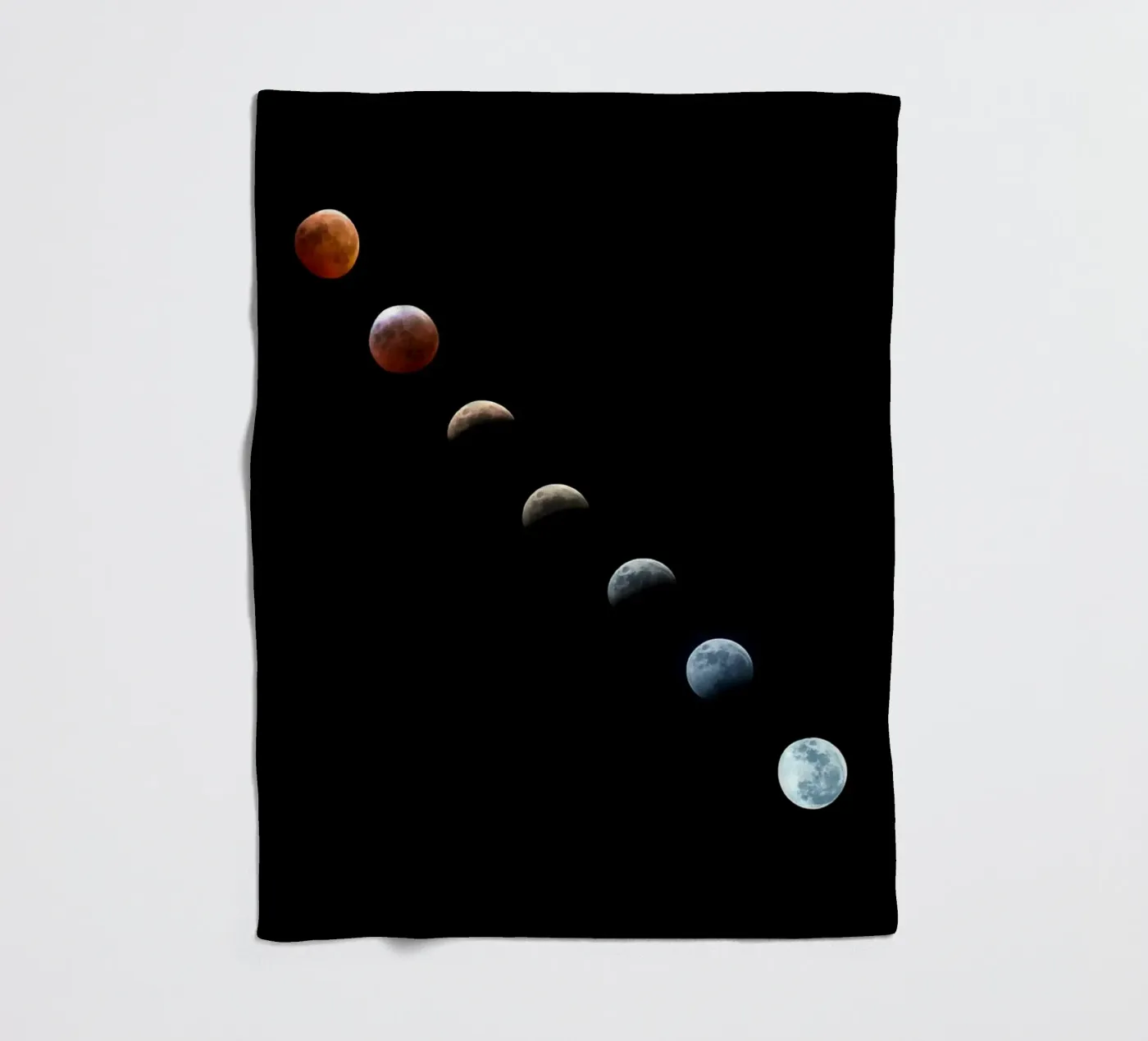 moon lunar-eclipse Fleecedecke von Earthly Visions