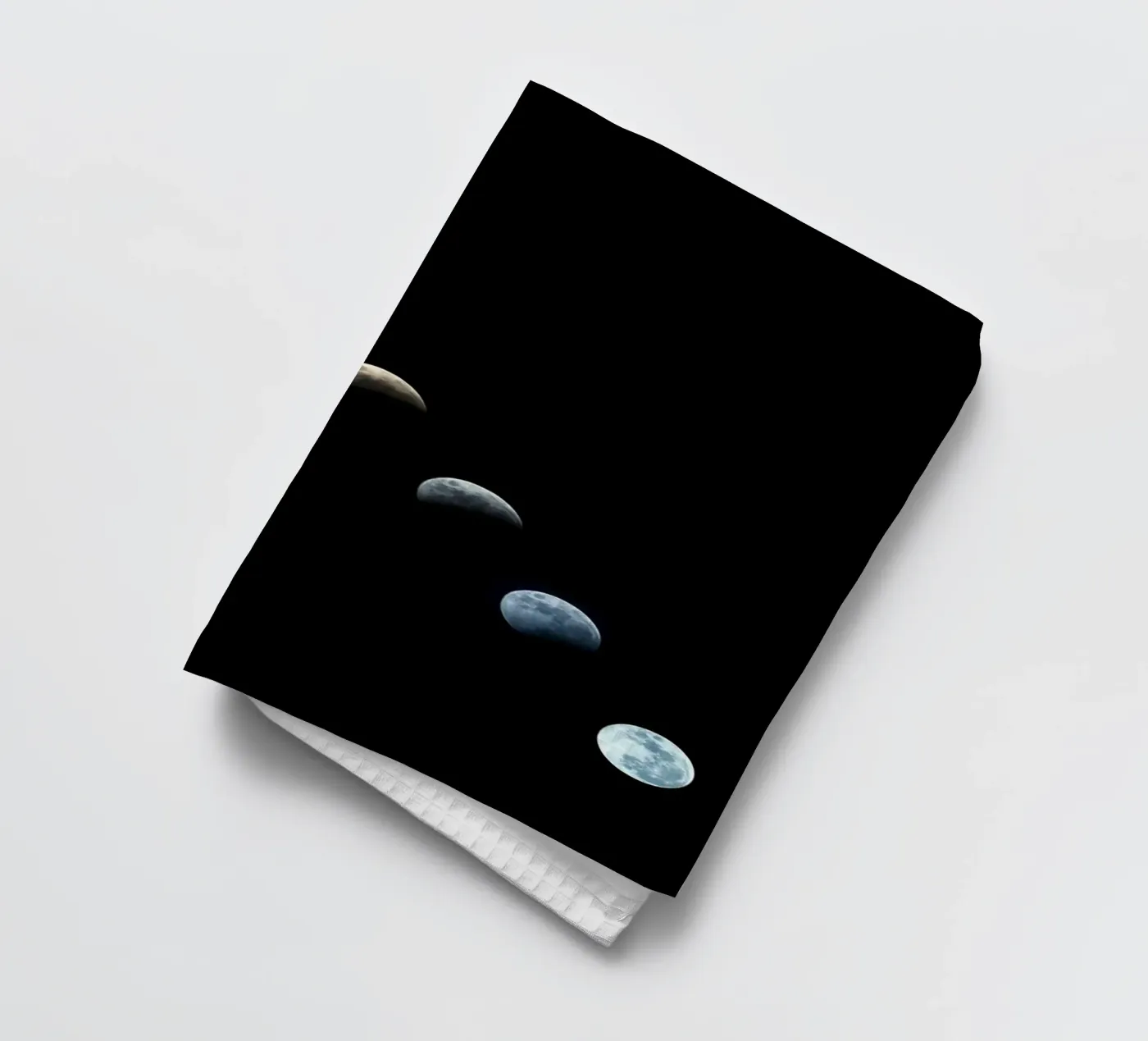 moon lunar-eclipse Geschirrtuch von Earthly Visions