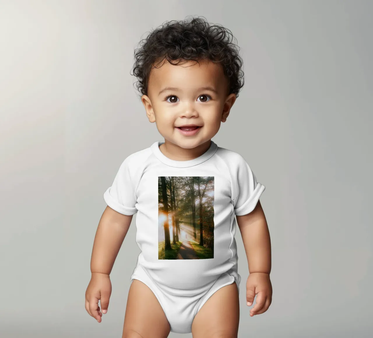 alberi luce del sole body neonato maniche corte da Earthly Visions