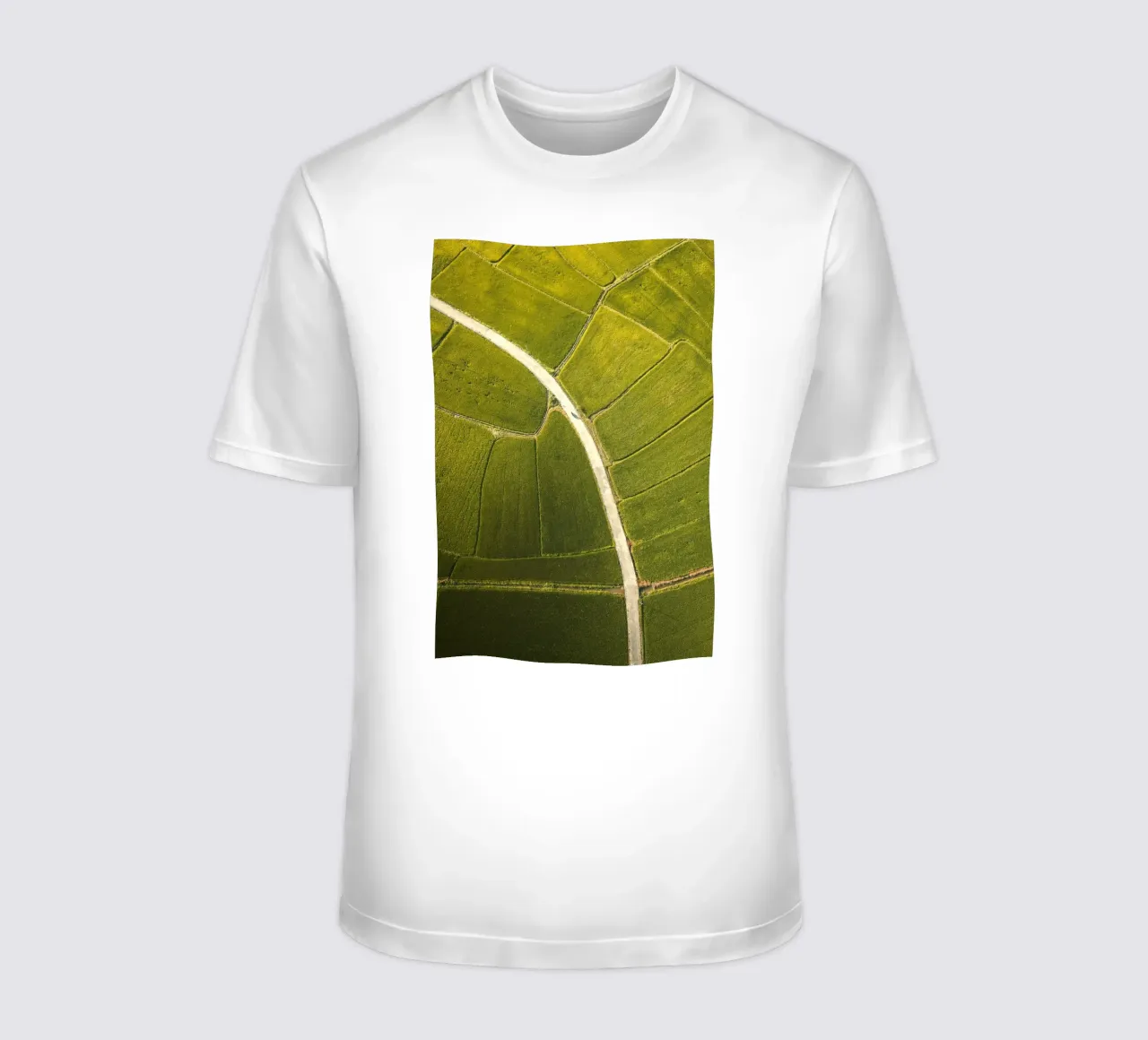 vue aérienne d'une rizière t-shirt de Earthly Visions