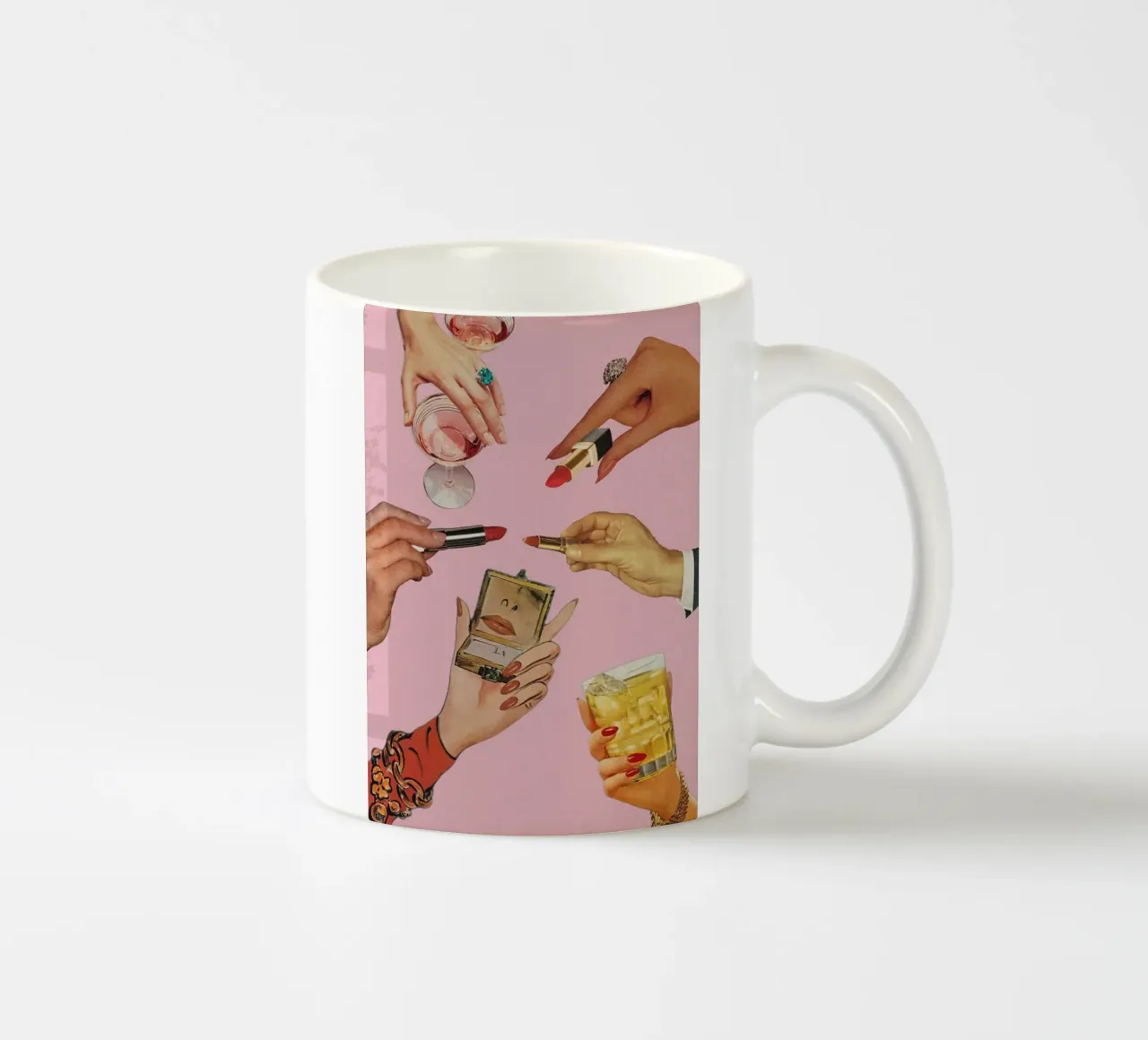 mani rossetto gioielli anello tazza in ceramica da Adam Murray
