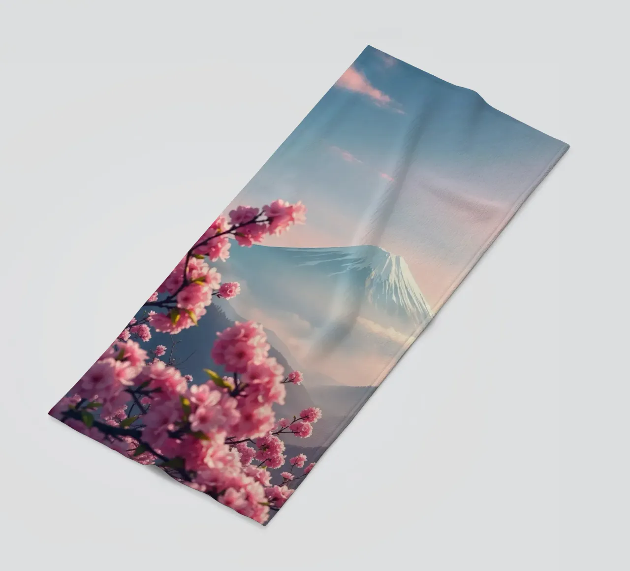 De berg Fuji in Japan met kersenbloesems strandhanddoek van RB-Digital-Paintings