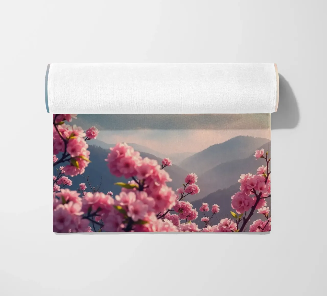 De berg Fuji in Japan met kersenbloesems strandhanddoek van RB-Digital-Paintings