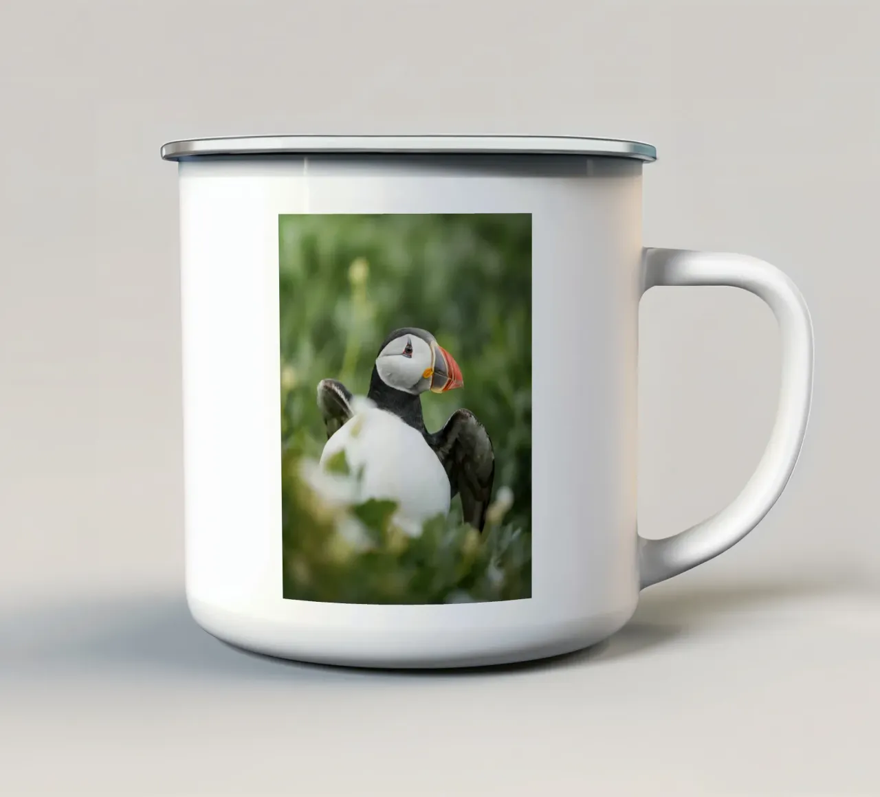 Puffin tazza in smalto da Tom's Wildlife