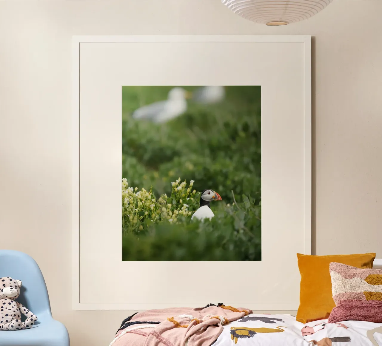 Puffin in flower fields hahnemühle by Tom's Wildlife
