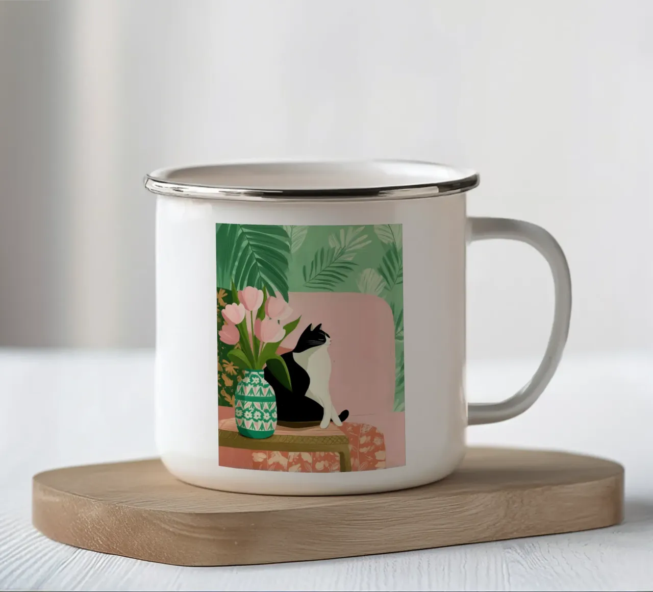 Tulips and Whiskers II tazza in smalto da Clara August