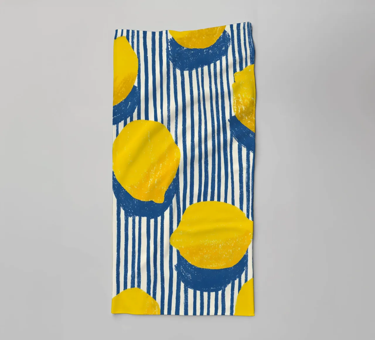 The Lemons asciugamano da bagno da Gypsy Galleria