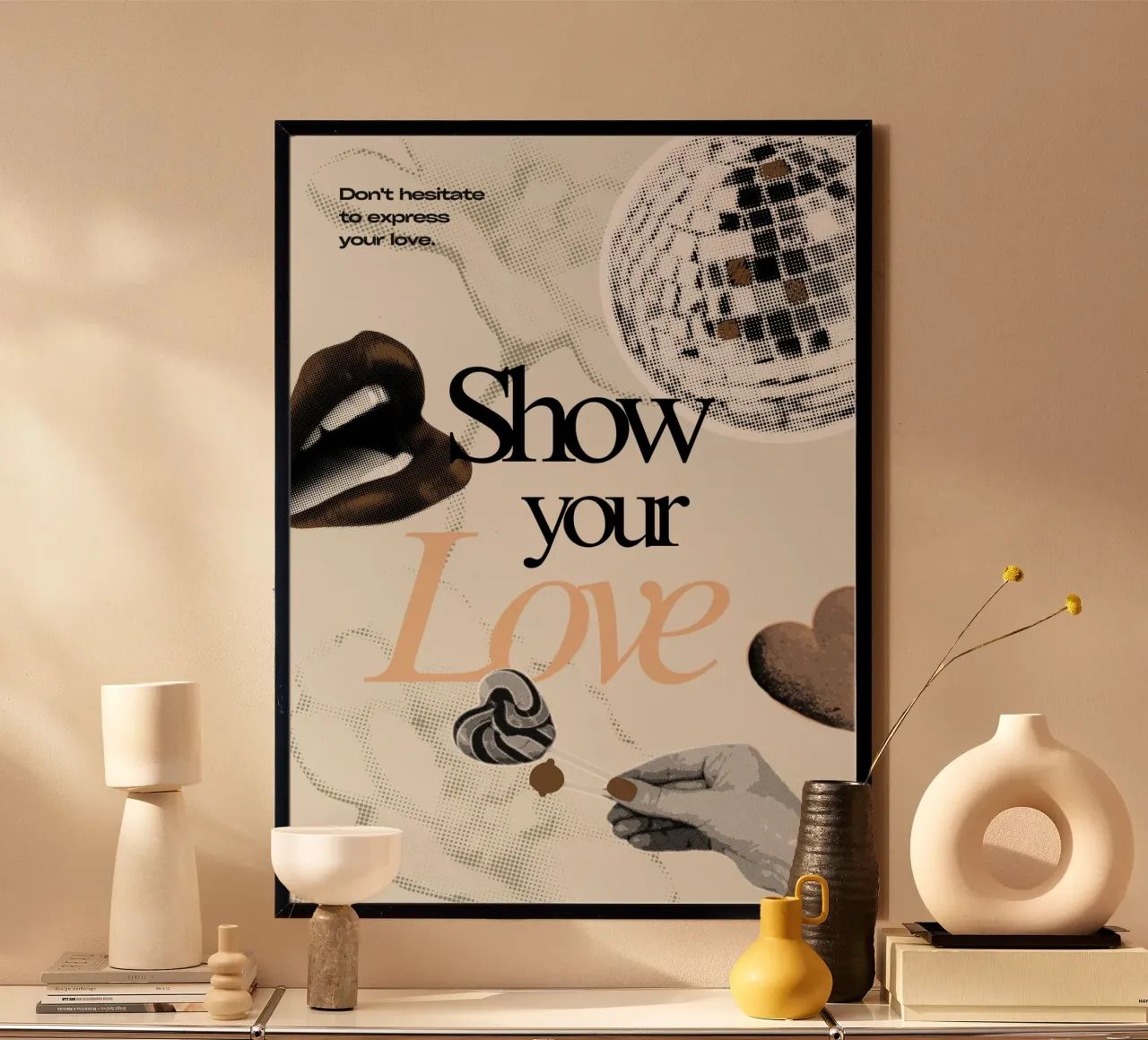"Zeige deine Liebe" - Retro Pop Art & Romantik Druck Poster von NorwesClub