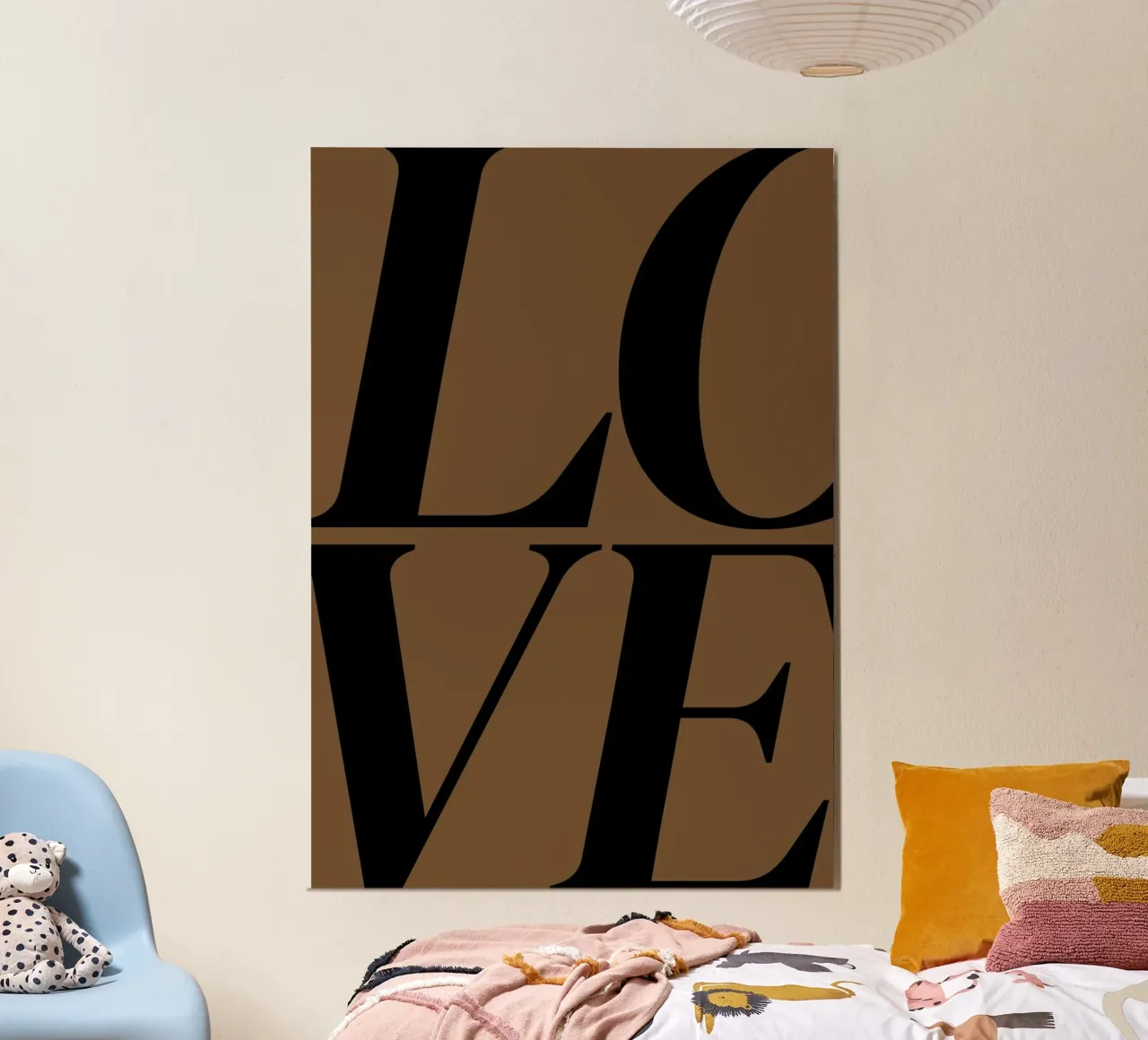 Tipografia "LOVE" in grassetto - Stampa in marrone caldo e nero poster da NorwesClub