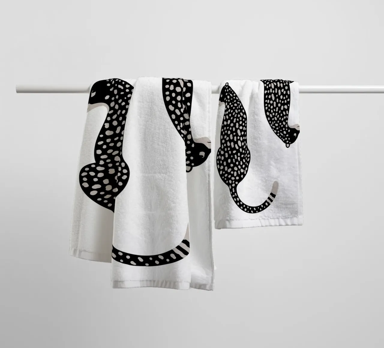 Leopardi maculati astratti - Stampa animale boho minimalista asciugamano da bagno da NorwesClub