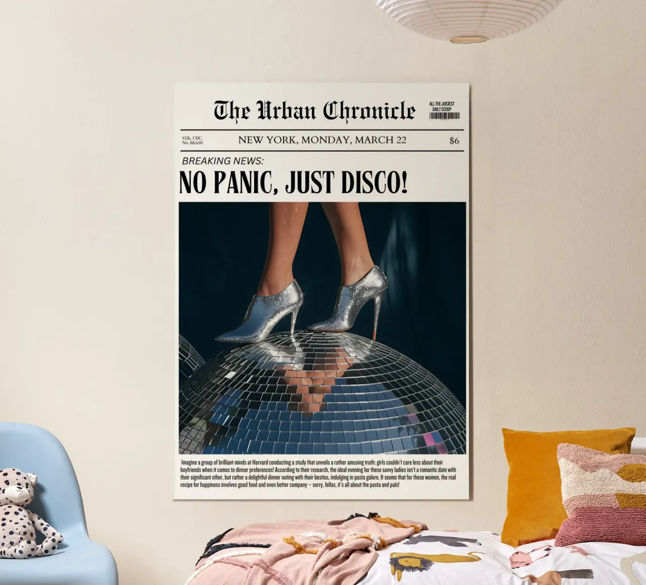 Niente panico, solo discoteca! - Stampa delle notizie sui tacchi d'argento poster con telaio in plastica da NorwesClub