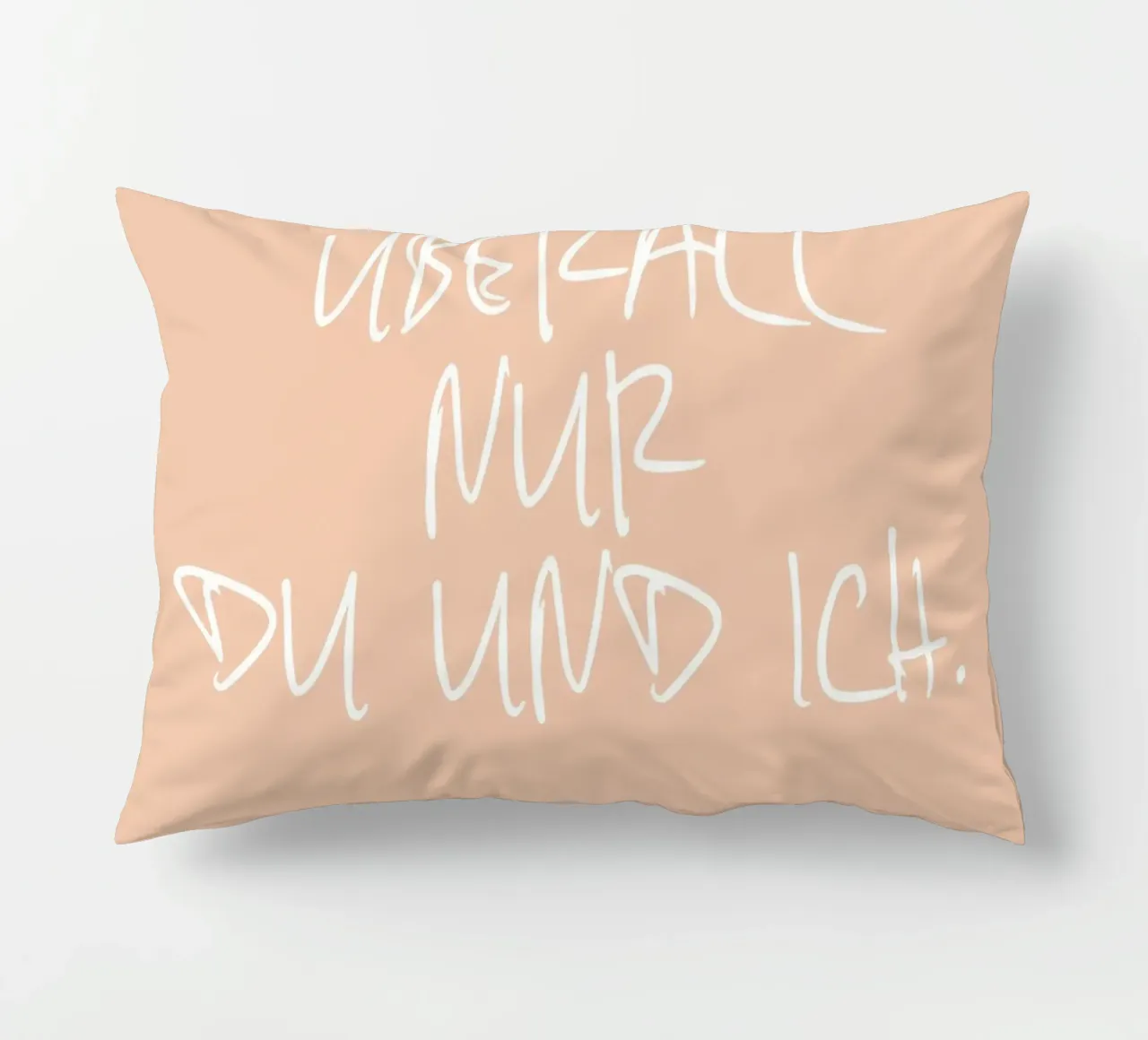Überall nur du und ich. decorative cushion by FRICKE DESIGN