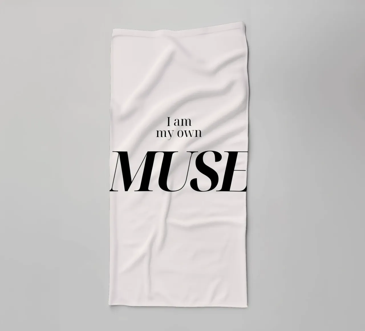 "I Am My Own MUSE" - Impresión tipográfica de empoderamiento toalla de baño de NorwesClub
