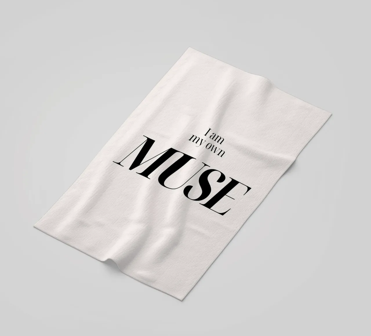 "I Am My Own MUSE" - Impresión tipográfica de empoderamiento toalla de playa de NorwesClub