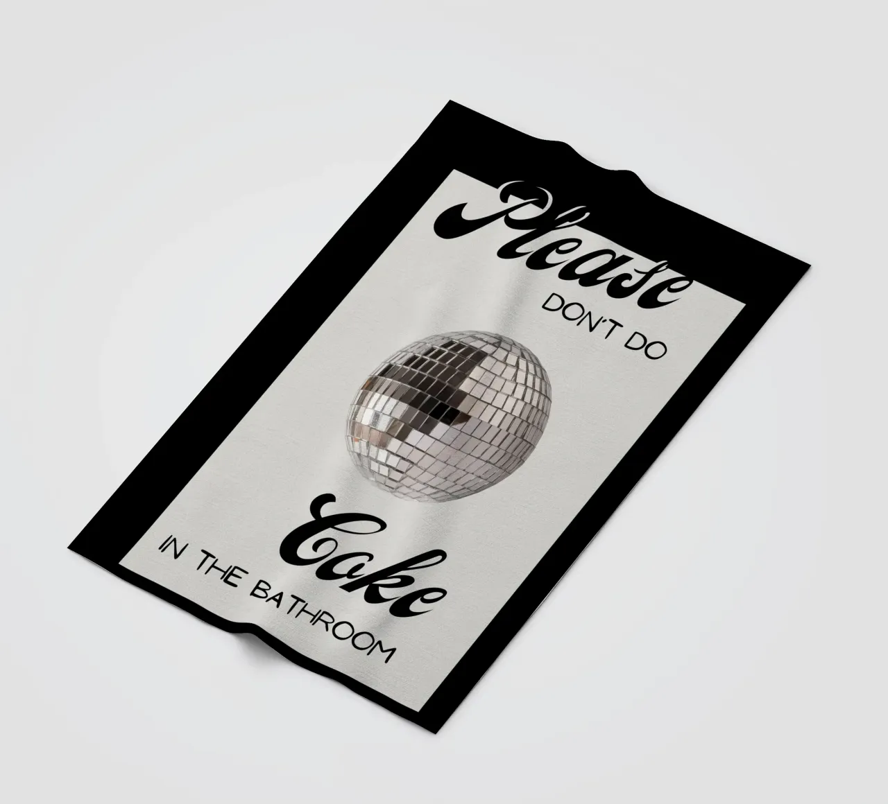 Cartello per il bagno con palla da discoteca "Please Don't Do Coke" (Per favore, non fare uso di Coca-Cola) coperta in pile da NorwesClub